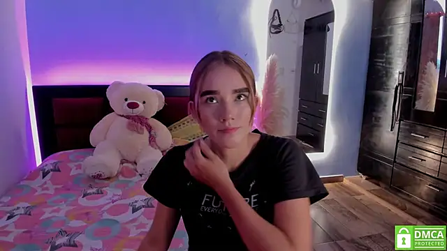 CRISTAL T2 online show from April 27, 2026, 7:56 pm