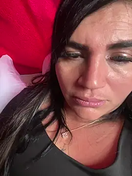 sophie-honey online show from February 15, 2026, 12:47 pm