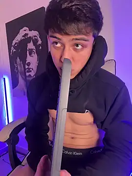 lian fooxx online show from February 20, 2026, 3:58 am