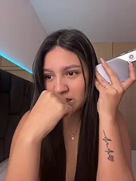 Camila sanchez25 online show from July 10, 2026, 8:22 pm