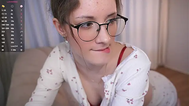 KarmenRasey online show from April 12, 2026, 4:12 pm