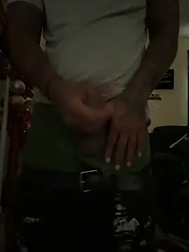 daddydarkskindikk online show from March 4, 2026, 2:01 pm