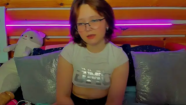 Mary Bryantt online show from February 25, 2026, 1:15 am