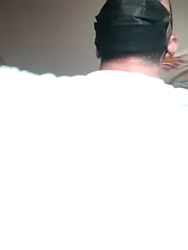 bnglrboy0886 online show from May 20, 2026, 5:02 am