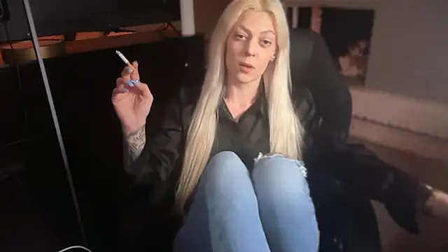 Melina Diamond online show from January 15, 2026, 9:51 pm