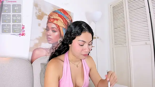 TinyCherryy online show from May 29, 2026, 5:22 pm