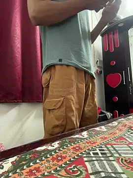 Snapshot of hot_gym_b0y chatting on March 11, 2026, 11:55 pm hot gym b0y online show from March 11, 2026, 11:55 pm