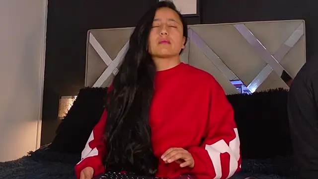 Ithan Skin online show from March 6, 2026, 12:01 pm