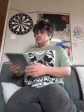 damslebambou1 online show from February 10, 2026, 2:10 pm