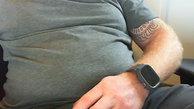 Snapshot of Ginger_Daddy chatting on January 14, 2026, 11:42 pm Ginger Daddy online show from January 14, 2026, 11:42 pm