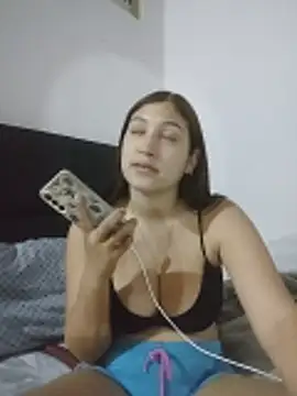 Aranzatits online show from February 2, 2026, 12:53 am