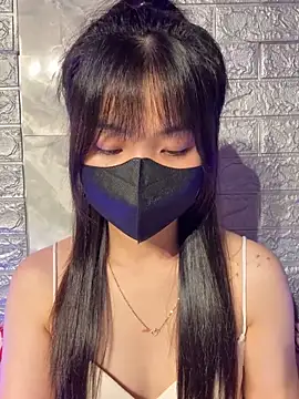 Snapshot of ___KARA___ chatting on December 17, 2025, 1:00 am KARA online show from December 17, 2025, 1:00 am