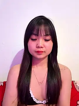 Snapshot of ___KARA___ chatting on January 8, 2026, 11:56 am KARA online show from January 8, 2026, 11:56 am