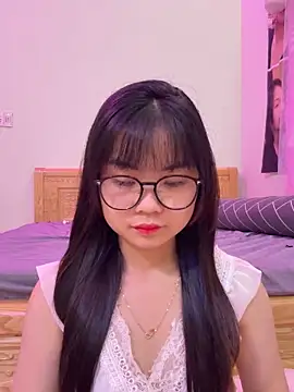 Snapshot of ___KARA___ chatting on February 26, 2026, 1:37 am KARA online show from February 26, 2026, 1:37 am