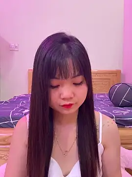 Snapshot of ___KARA___ chatting on March 6, 2026, 9:28 am KARA online show from March 6, 2026, 9:28 am