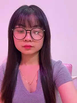    KARA    online show from April 23, 2026, 4:24 am