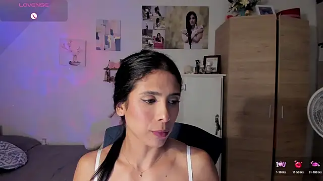 Snapshot of VEROSlen- chatting on June 12, 2026, 3:27 am VEROSlen- online show from June 12, 2026, 3:27 am