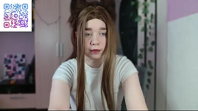 Snapshot of Yuly_Soft chatting on January 17, 2026, 7:46 am Yuly Soft online show from January 17, 2026, 7:46 am
