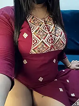 Snapshot of SSiya- chatting on July 22, 2026, 7:00 am SSiya- online show from July 22, 2026, 7:00 am