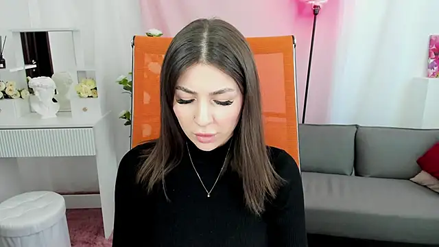 Snapshot of DiRosie chatting on May 5, 2026, 7:05 am DiRosie online show from May 5, 2026, 7:05 am