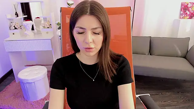 Snapshot of DiRosie chatting on May 21, 2026, 4:30 am DiRosie online show from May 21, 2026, 4:30 am