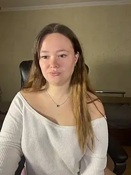 CaramelleSugarr online show from April 18, 2026, 5:39 pm