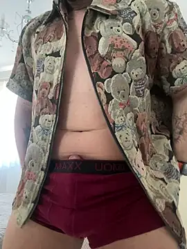 LunaFoxTip online show from March 4, 2026, 10:43 am