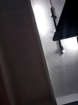 Venuz Rivers  online show from January 15, 2026, 1:16 pm