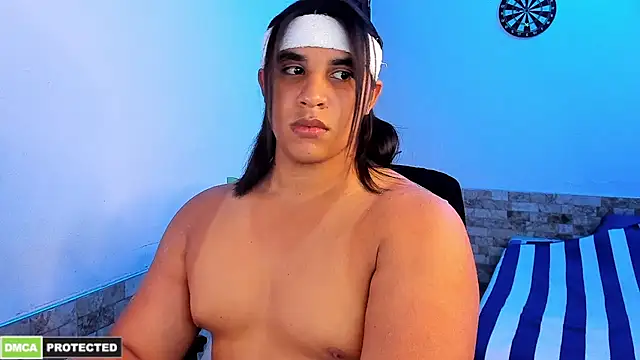 latinboyfit online show from June 24, 2026, 3:05 am