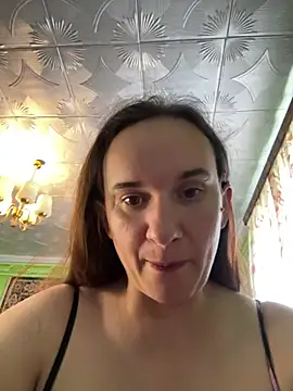 Snapshot of HarychaLysichka chatting on June 20, 2026, 10:51 am HarychaLysichka online show from June 20, 2026, 10:51 am