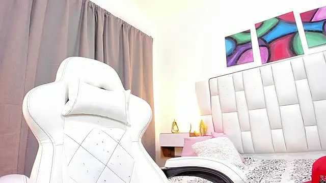 AndyKings 1 online show from April 25, 2026, 4:04 am