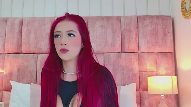 ScarlettFoox online show from April 29, 2026, 12:20 pm