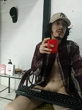 sk8-boy online show from April 21, 2026, 2:56 pm