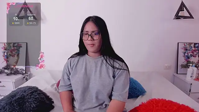 Snapshot of Briana_Goldd chatting on May 22, 2026, 3:24 am Briana Goldd online show from May 22, 2026, 3:24 am