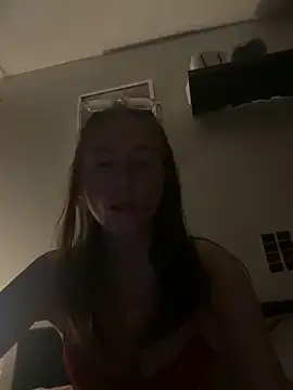 Keriacat  online show from February 15, 2026, 6:04 pm