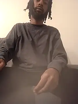 AverageAnt  online show from February 26, 2026, 5:45 pm