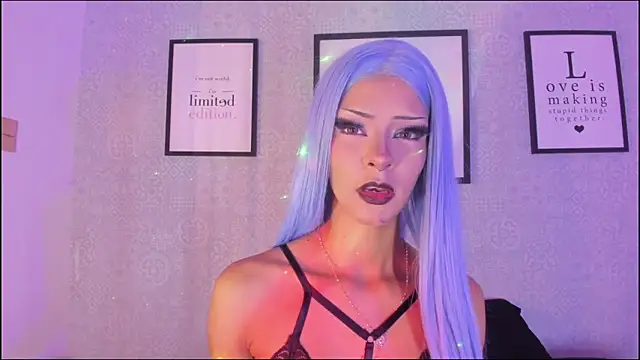 kira vance online show from July 23, 2026, 12:24 am