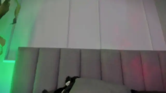 kira vance online show from July 28, 2026, 12:48 pm