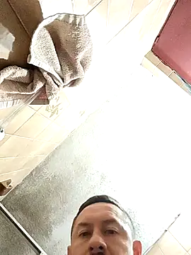 L hotcream online show from April 22, 2026, 2:14 am