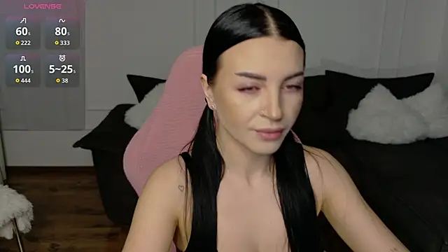 Lady charm   online show from April 25, 2026, 4:59 am