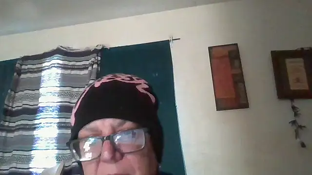 becky1111 online show from April 22, 2026, 1:34 pm