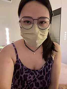 Snapshot of lele-520 chatting on February 8, 2026, 4:10 pm lele-520 online show from February 8, 2026, 4:10 pm