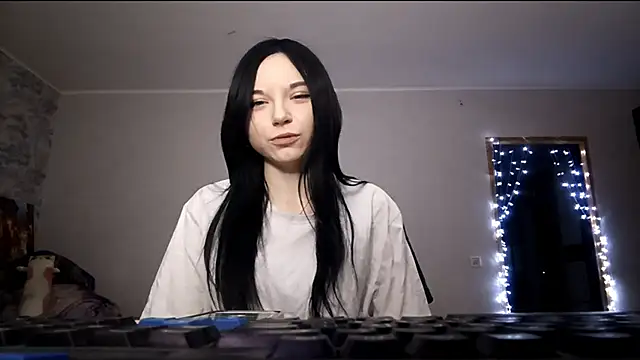 PazGingg online show from December 21, 2025, 5:09 pm