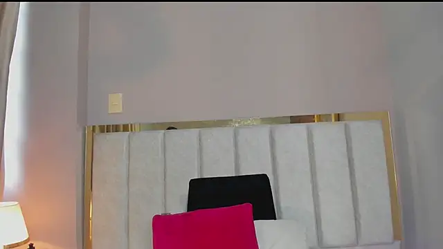 GahiaBelucci online show from March 14, 2026, 12:32 pm