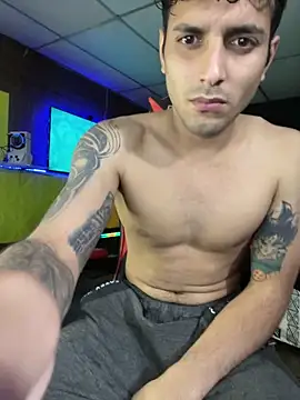 Snapshot of JustynAle2025 chatting on February 12, 2026, 4:02 pm JustynAle2025 online show from February 12, 2026, 4:02 pm