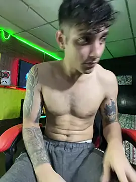 Snapshot of JustynAle2025 chatting on March 3, 2026, 6:47 pm JustynAle2025 online show from March 3, 2026, 6:47 pm