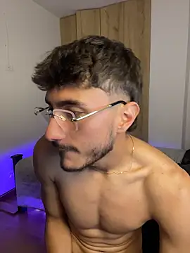 LIAM COLT online show from April 21, 2026, 1:42 am