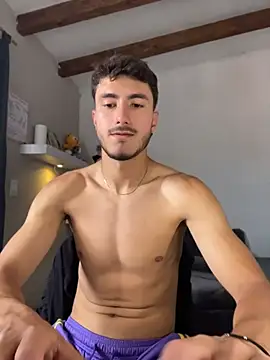 Snapshot of LIAM_COLT chatting on July 1, 2026, 7:02 pm LIAM COLT online show from July 1, 2026, 7:02 pm