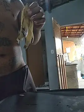 ykaromen online show from January 17, 2026, 12:32 pm