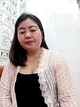 Jumi livesexy online show from March 4, 2026, 9:43 pm